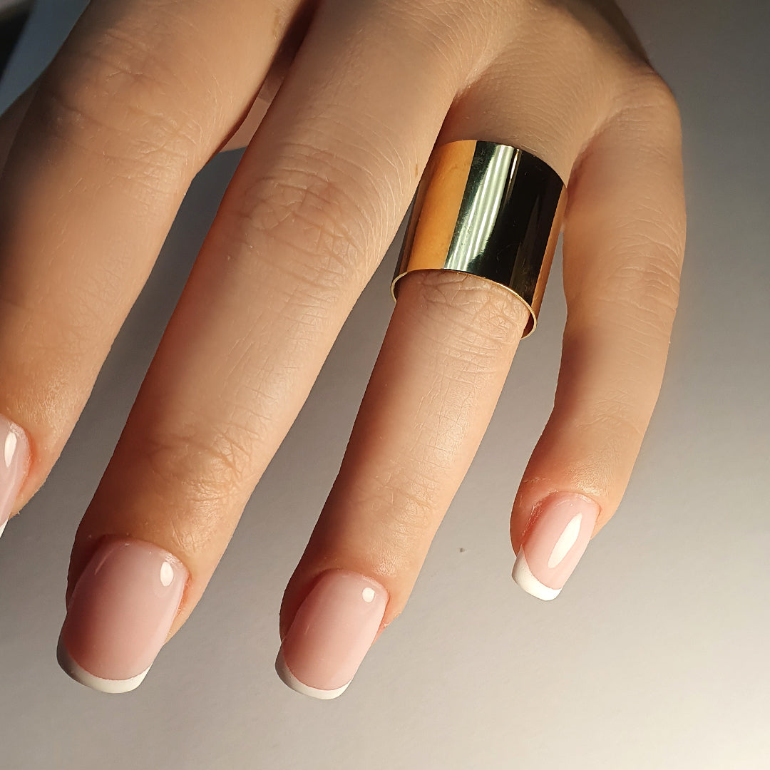 Anello a fascia color oro