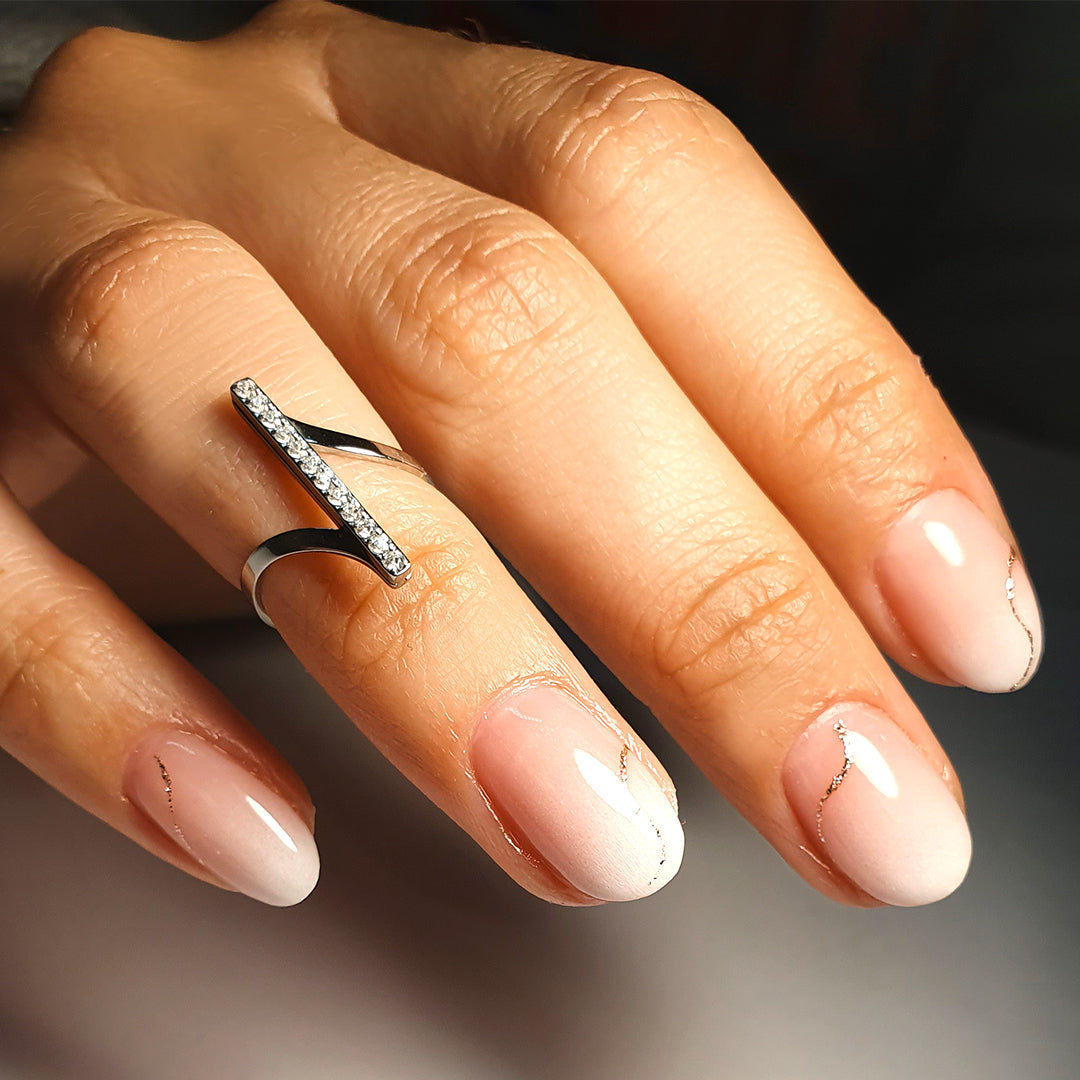 Anello argento con brillantini