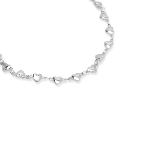 Collana con cuoricini color argento