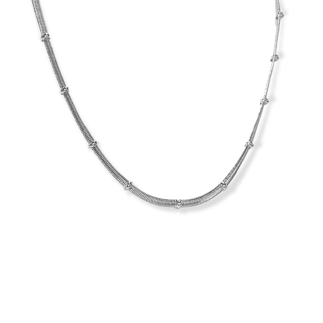 Collana color argento stile etnico